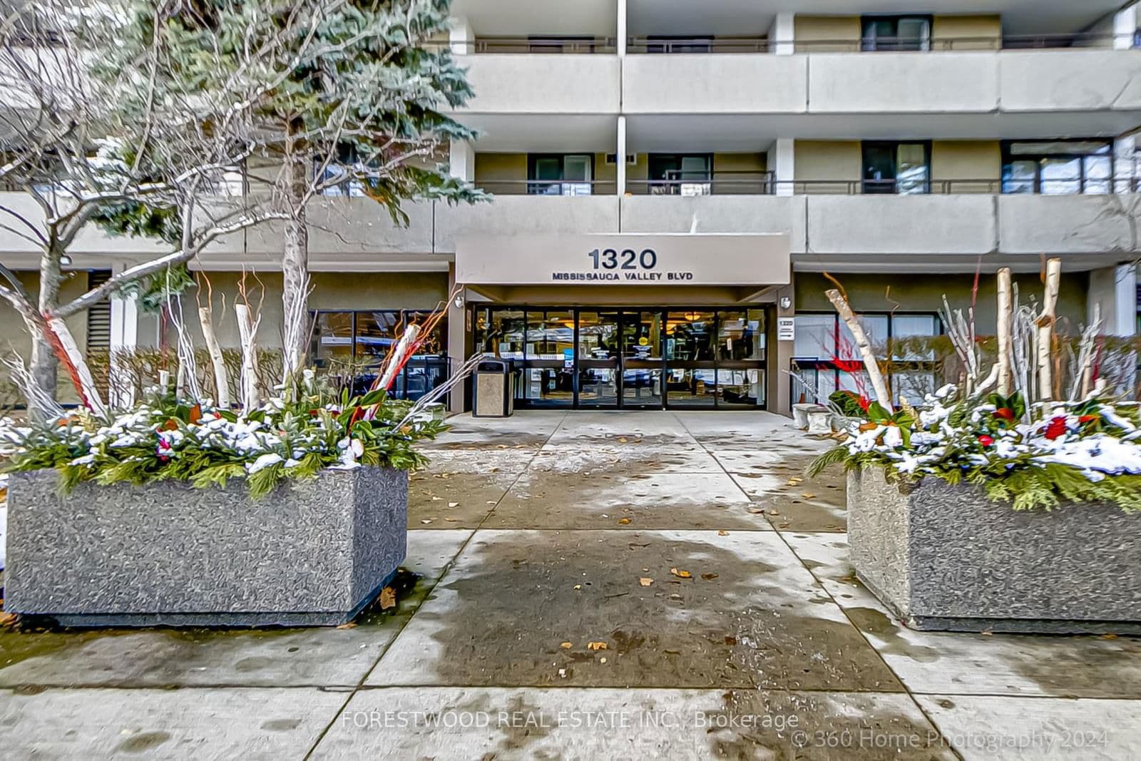 1320 Mississauga Valley Boulevard, Unit 1015