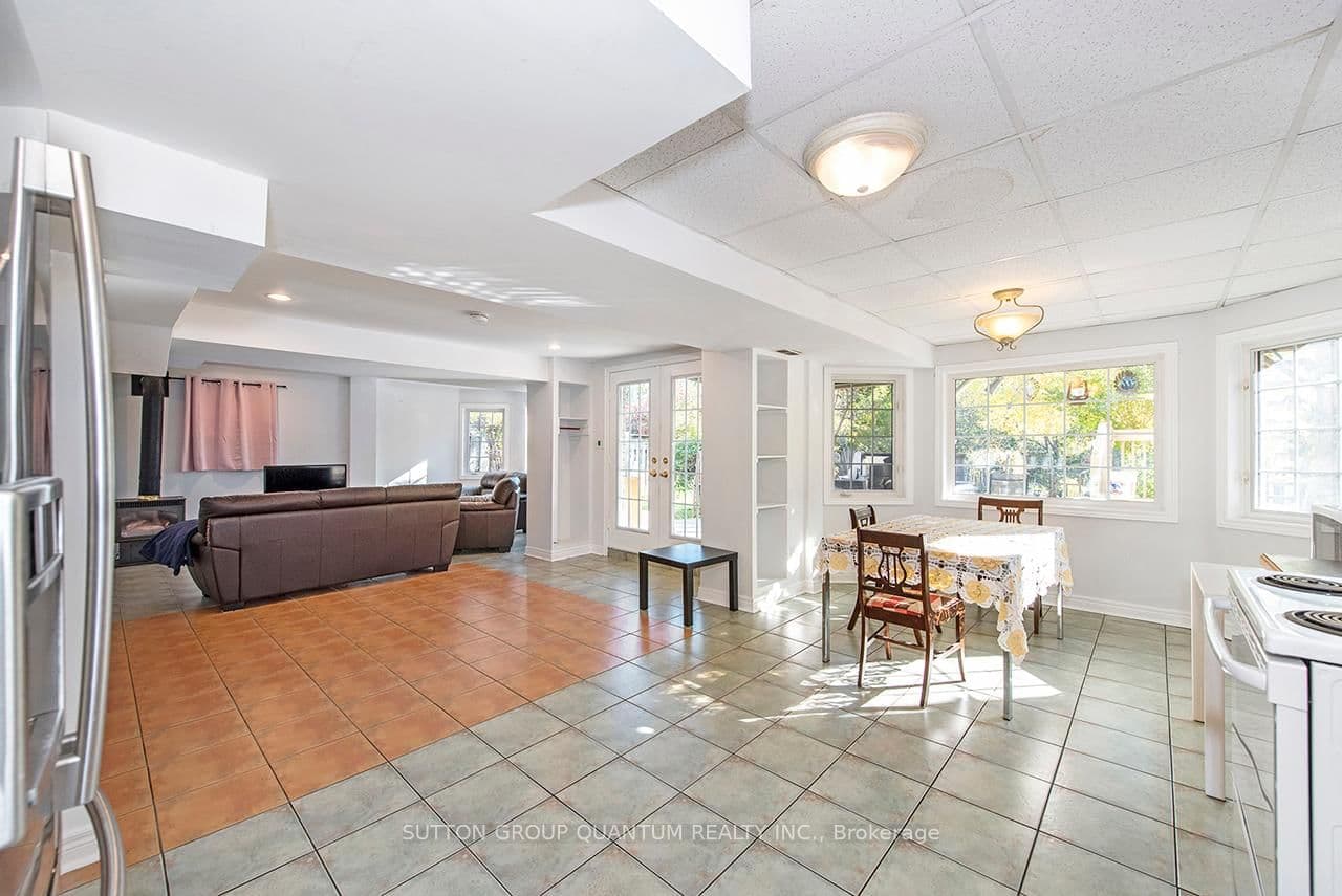 828 Craig Carrier Court