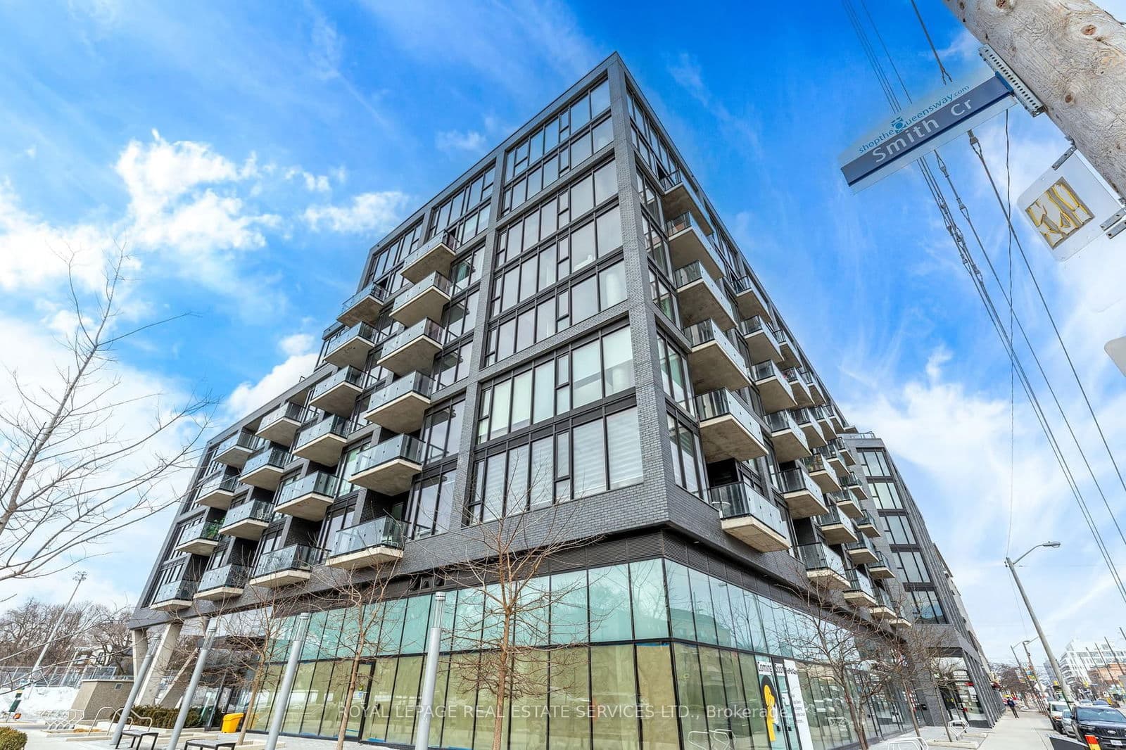 7 Smith Crescent, Unit 310