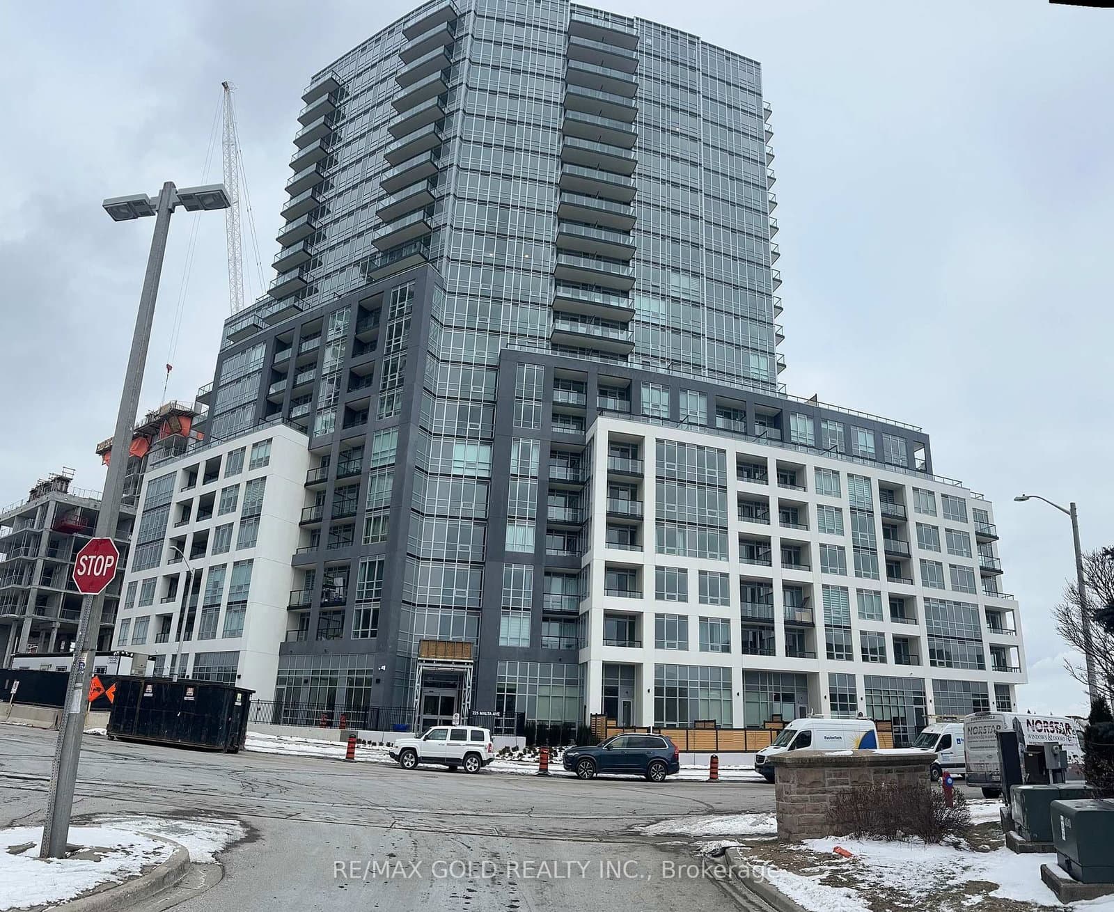 225 Malta Avenue, Unit 1609