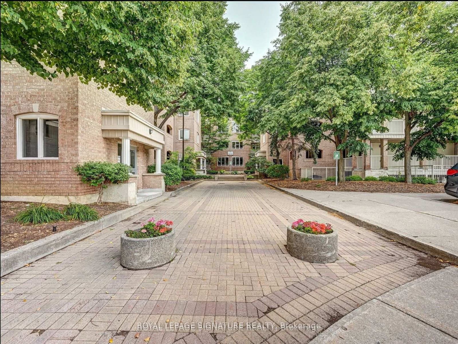 85 Bristol Road E, Unit 153