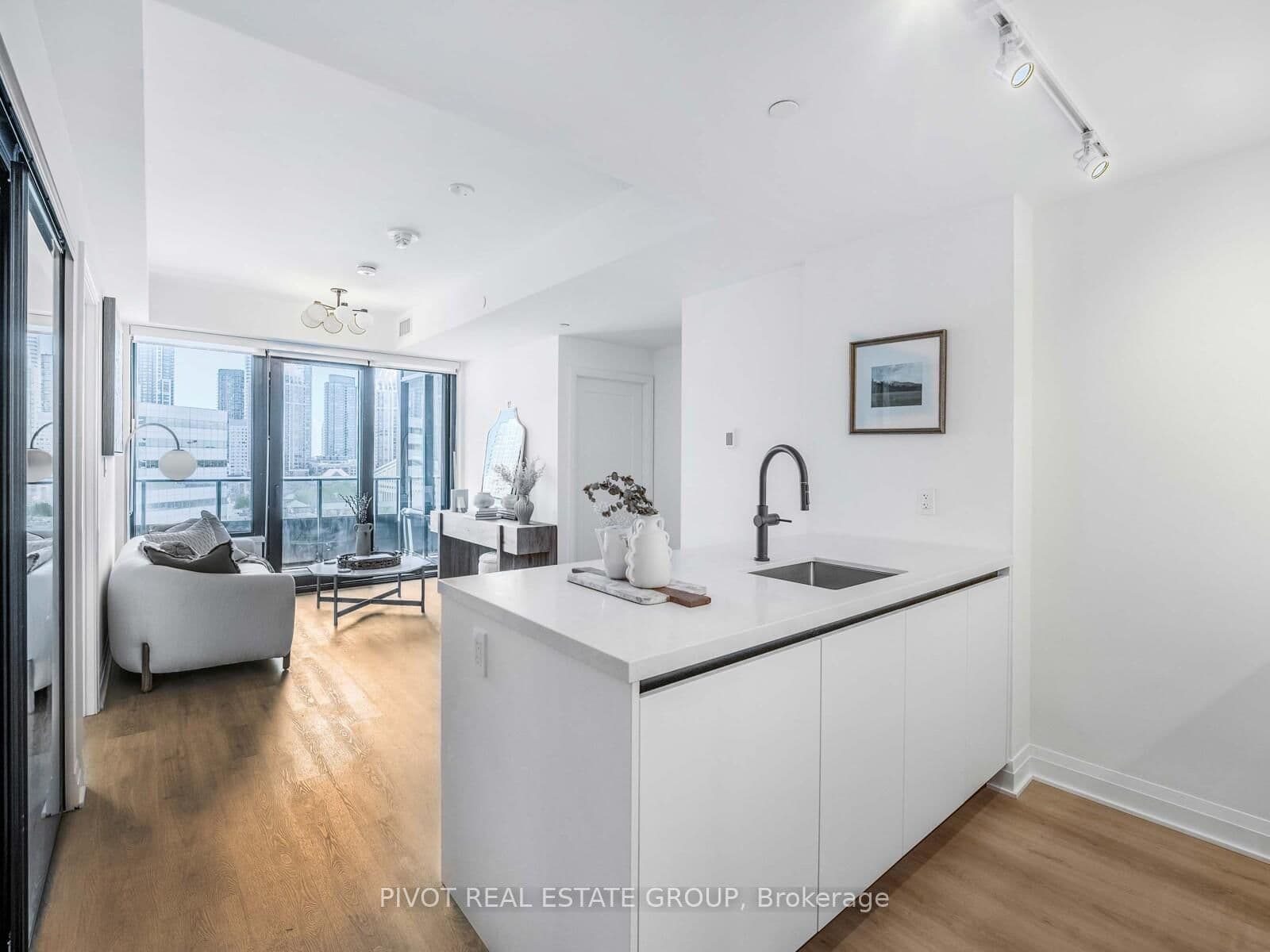 4023 The Exchange, Unit 1908