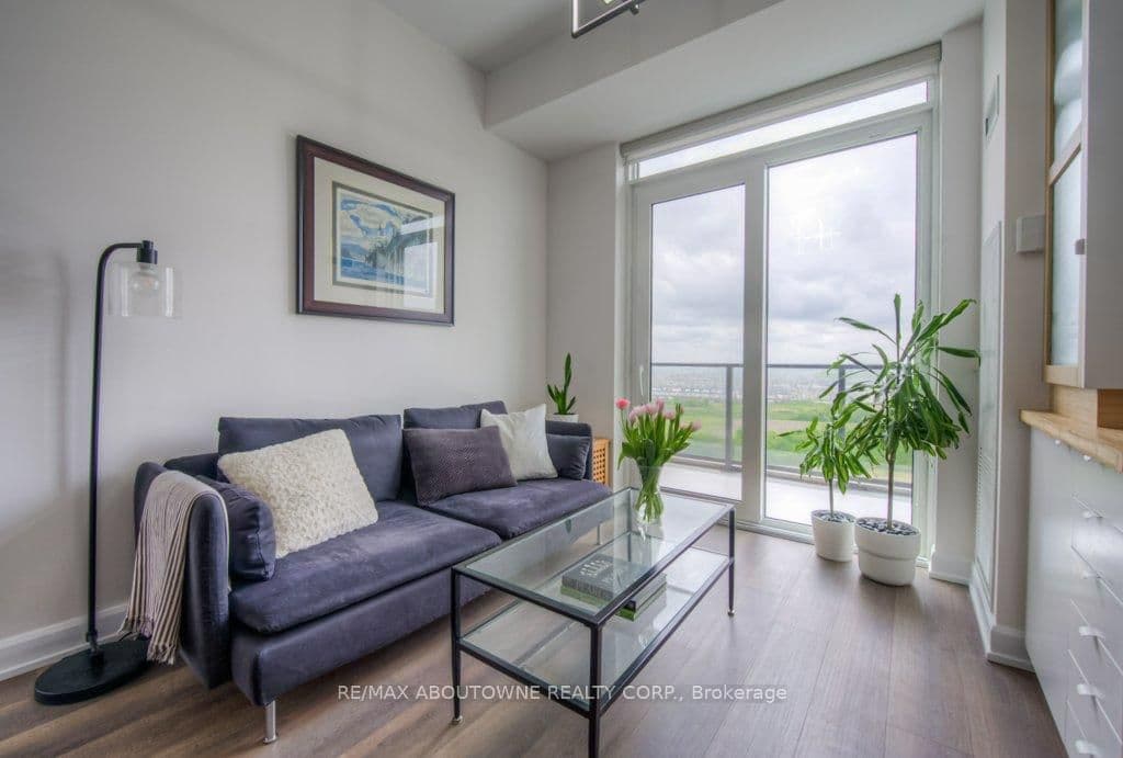 3200 William Coltson Avenue, Unit 1404