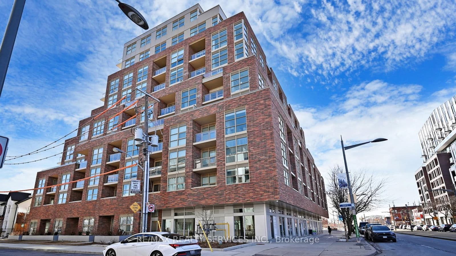 1787 St. Clair Avenue W, Unit 102