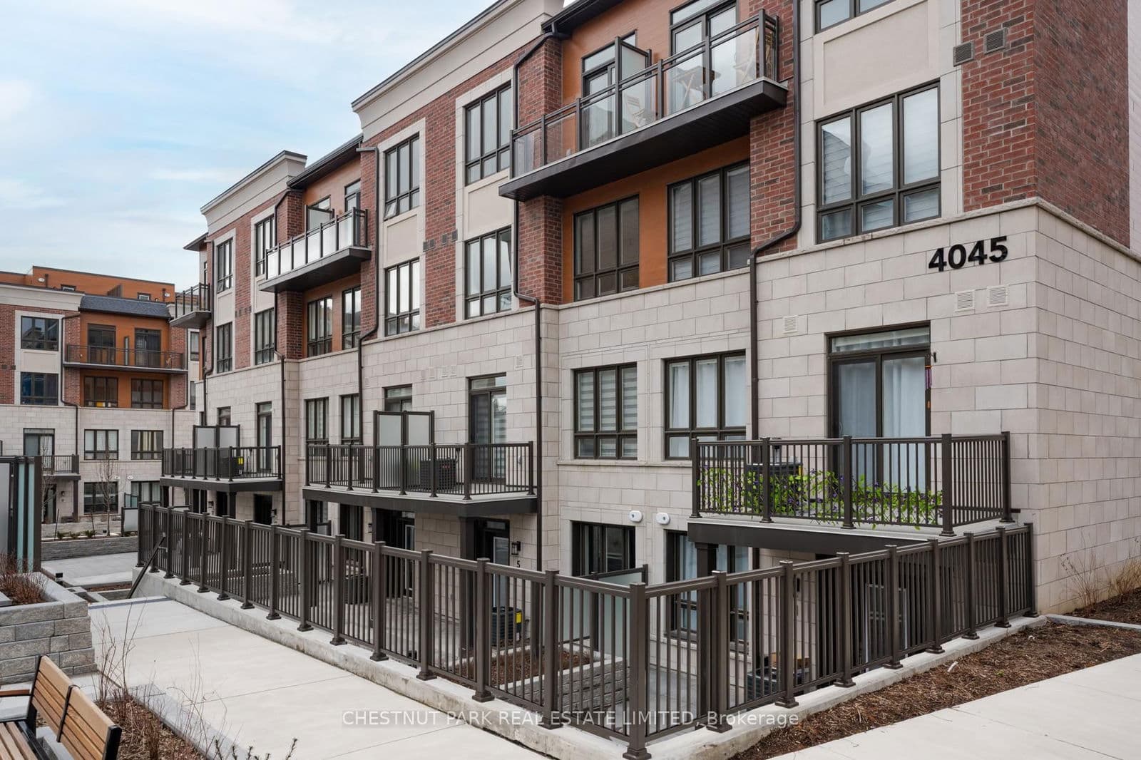 4045 Hickory Drive, Unit 9