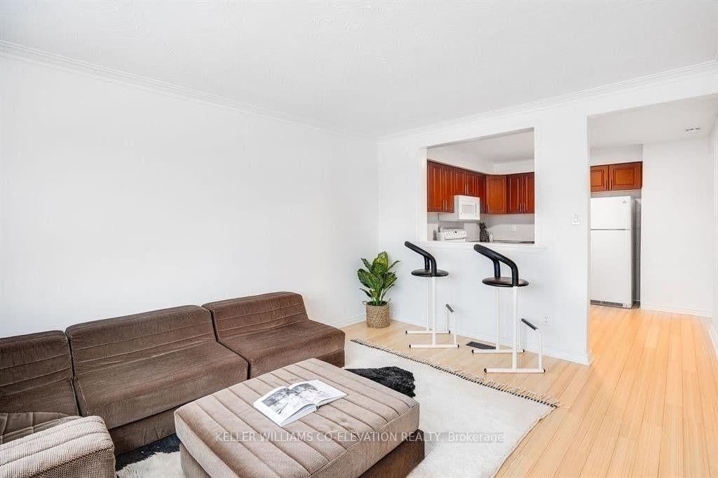 1547 Dupont Street, Unit A