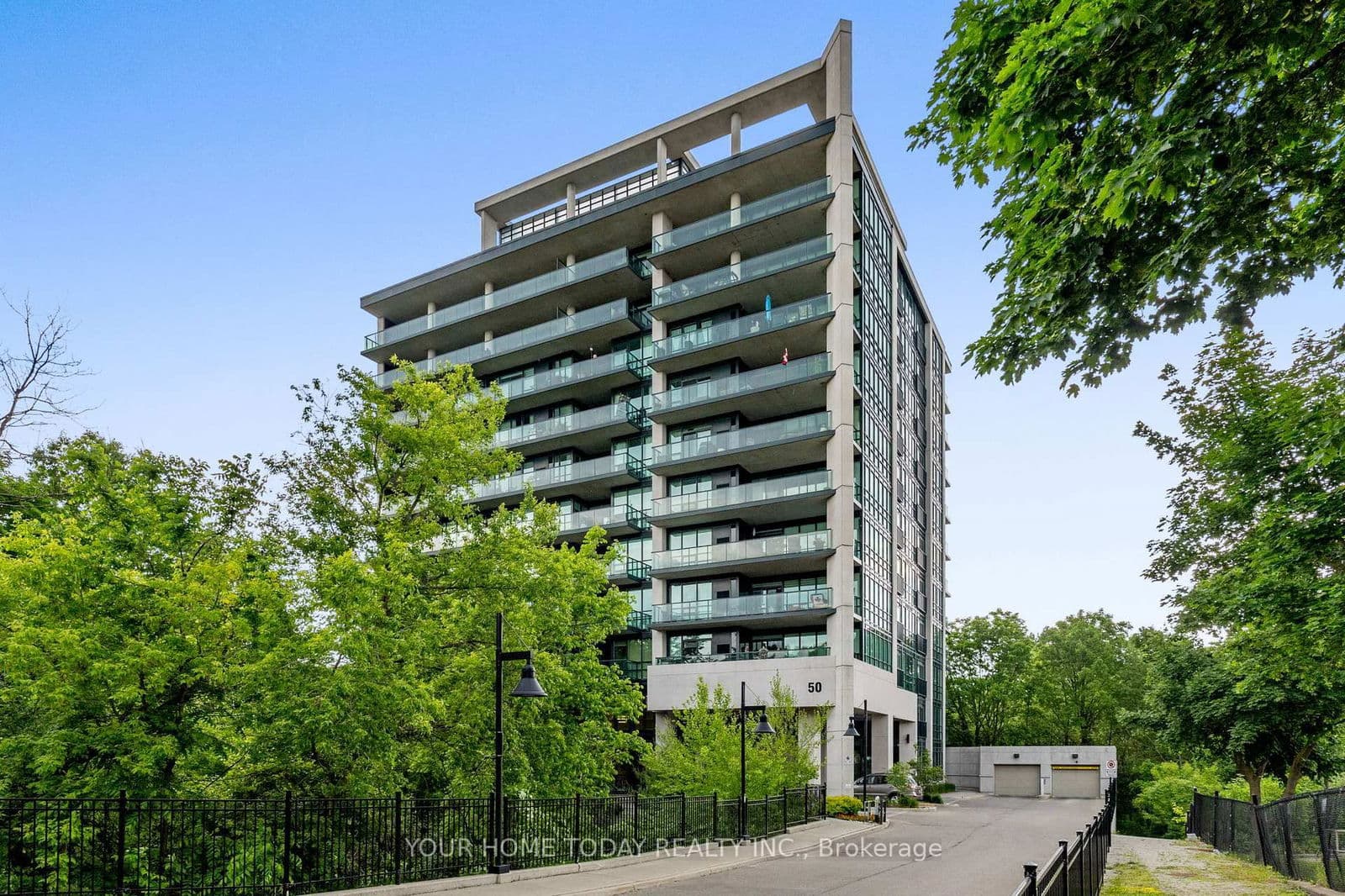 50 Hall Road, Unit 902