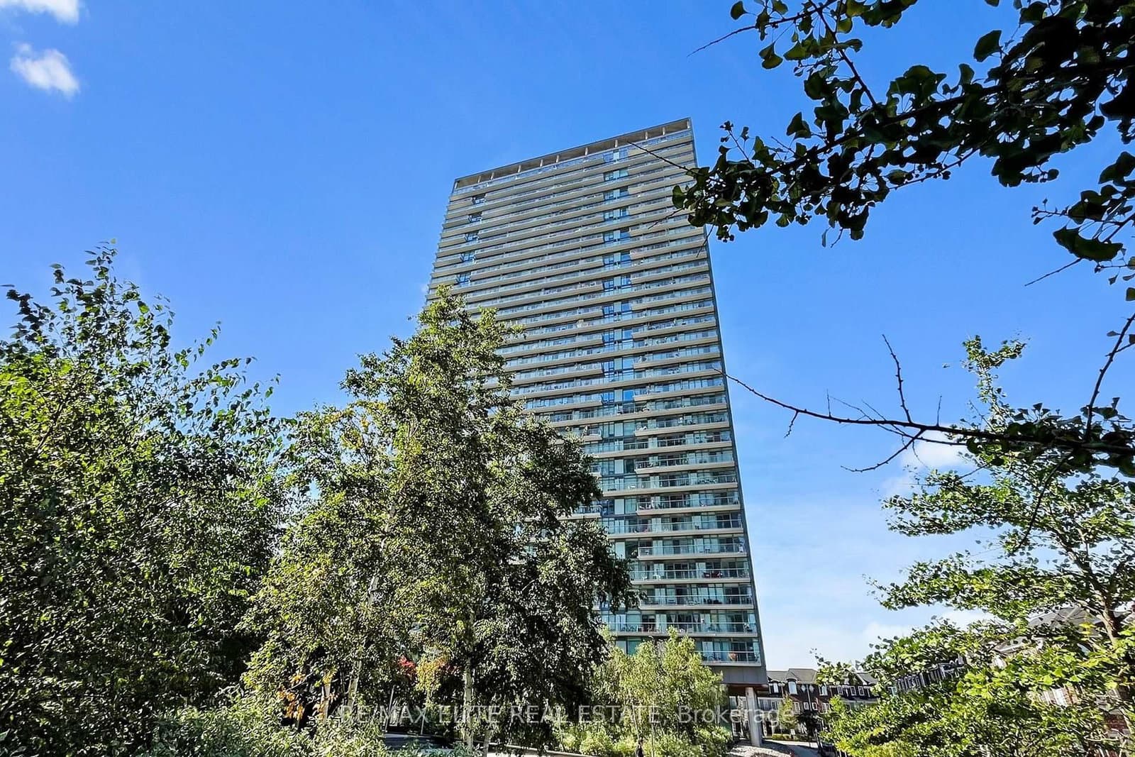 105 The Queensway Avenue, Unit 2004