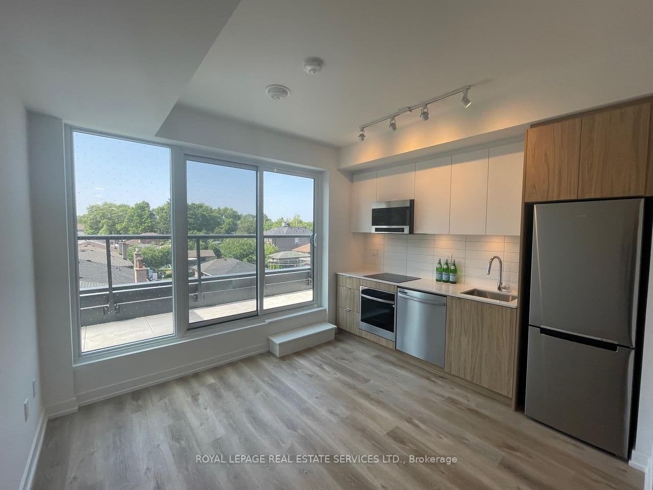 6 Chartwell Road, Unit 316