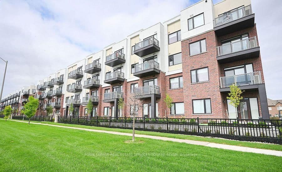 58 Sky Harbour Drive, Unit 305