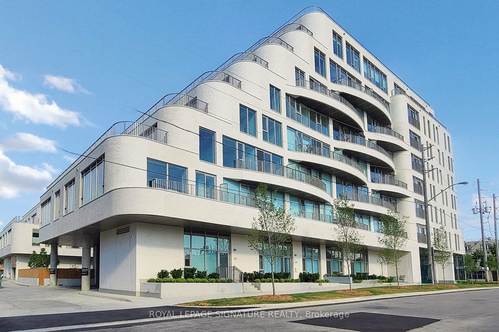 689 The Queensway, Unit 514