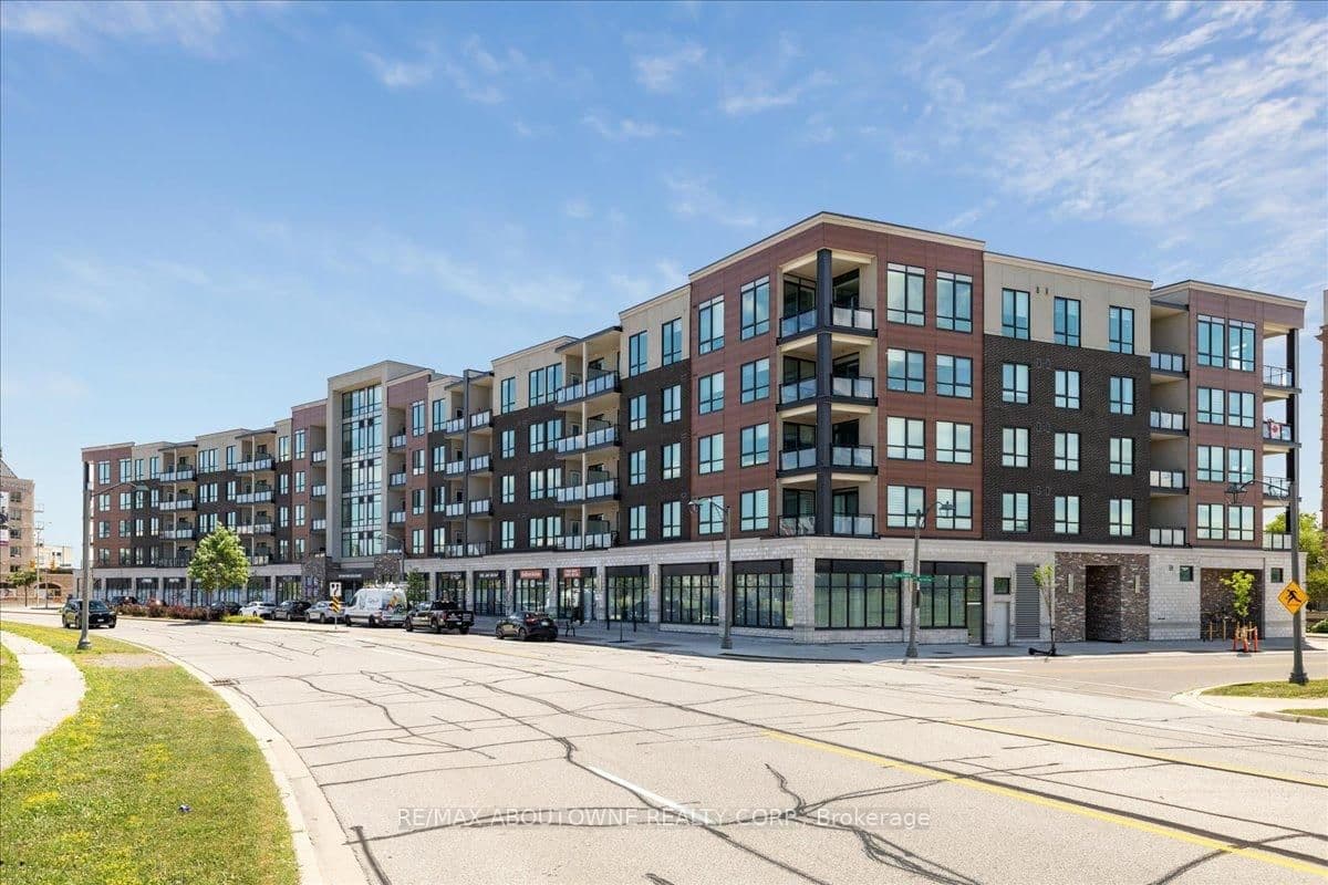 150 Oak Park Boulevard, Unit 208