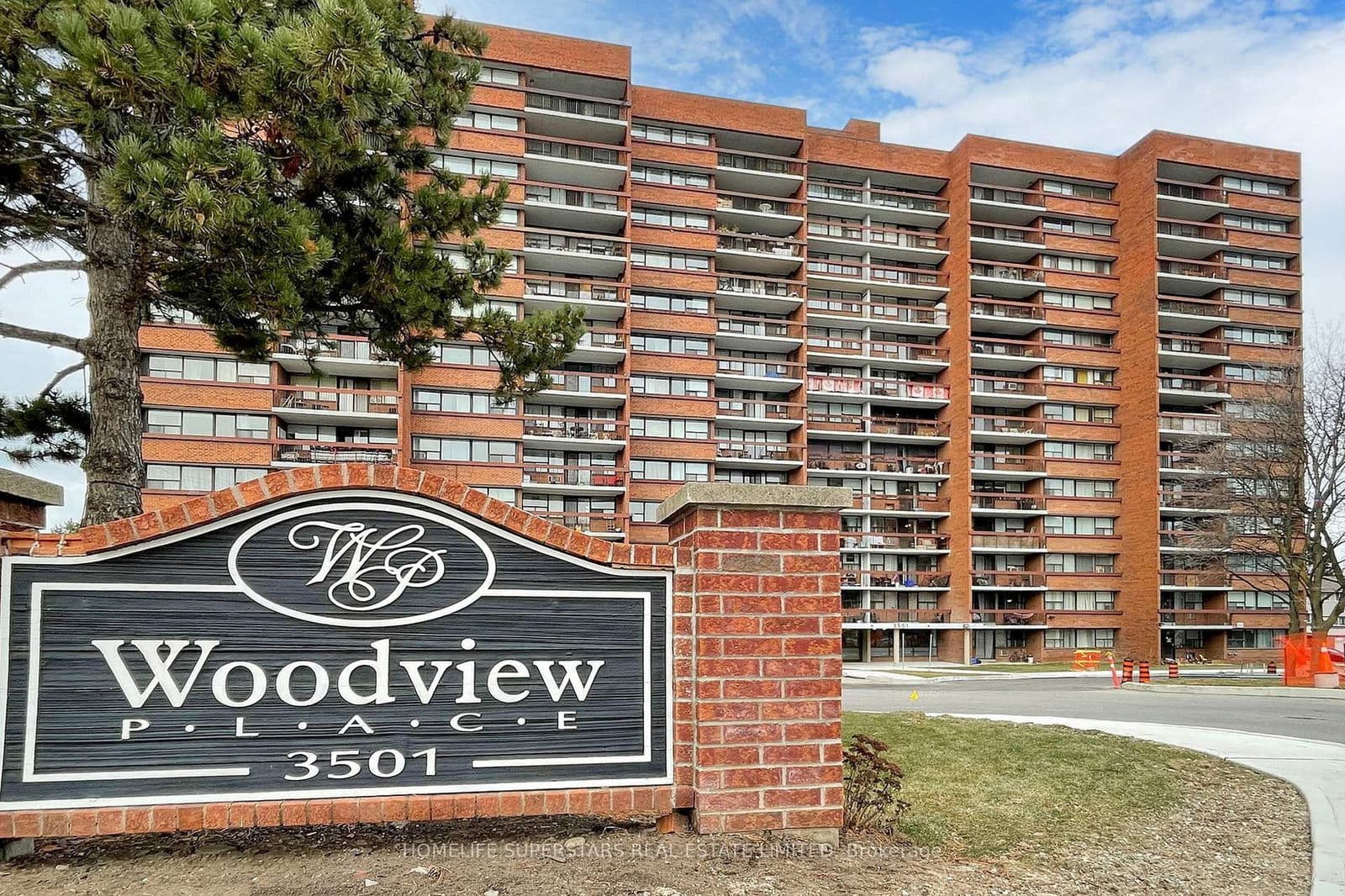 #605 - 3501 Glen Erin Drive W