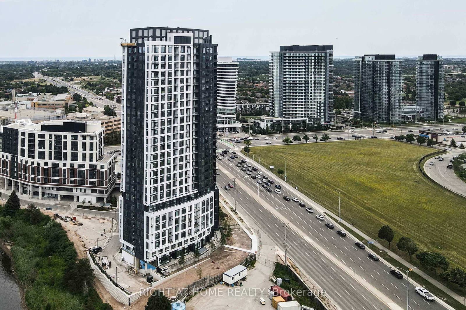 2495 Eglinton Avenue W, Unit 1401