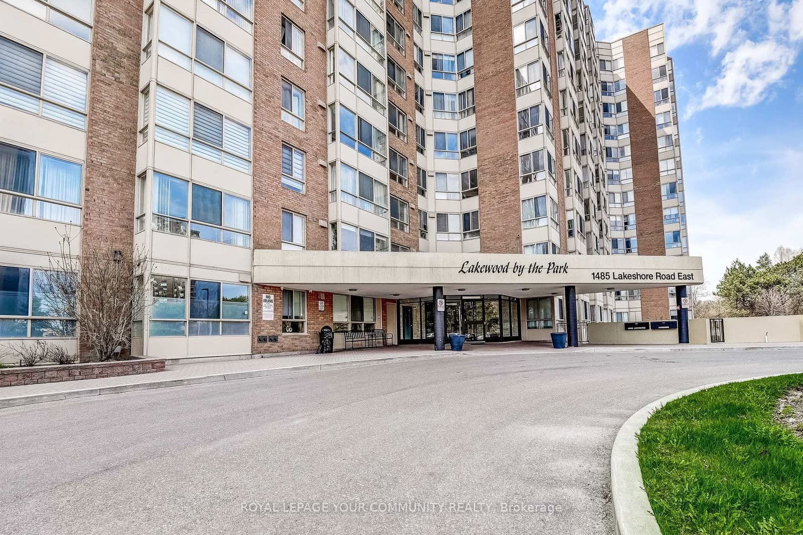 1485 Lakeshore Road E, Unit 1106
