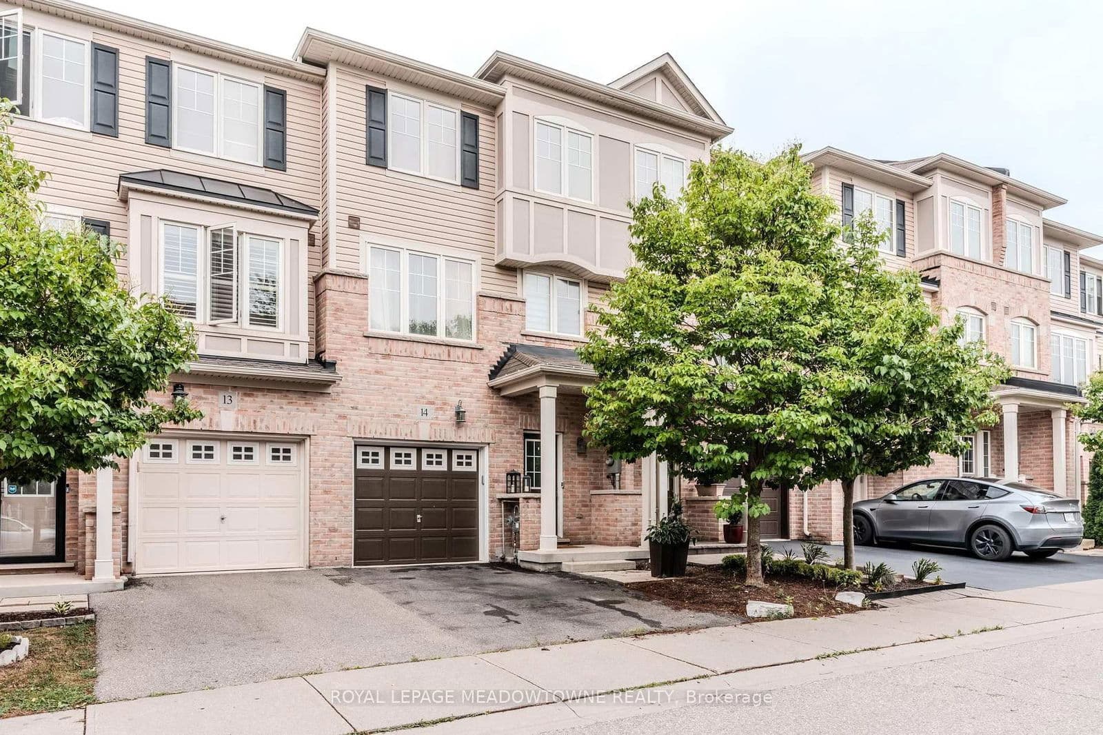 2006 Trawden Way, Unit 14