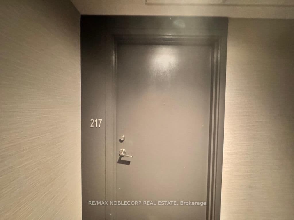 3005 Pine Glen Road, Unit 217