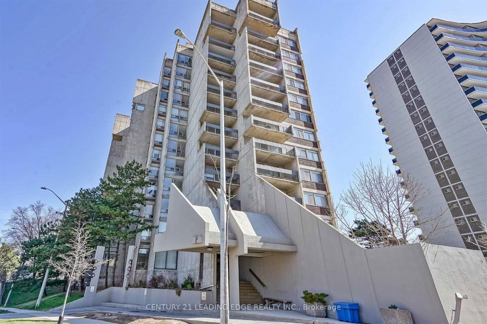 20 Speers Road, Unit 805