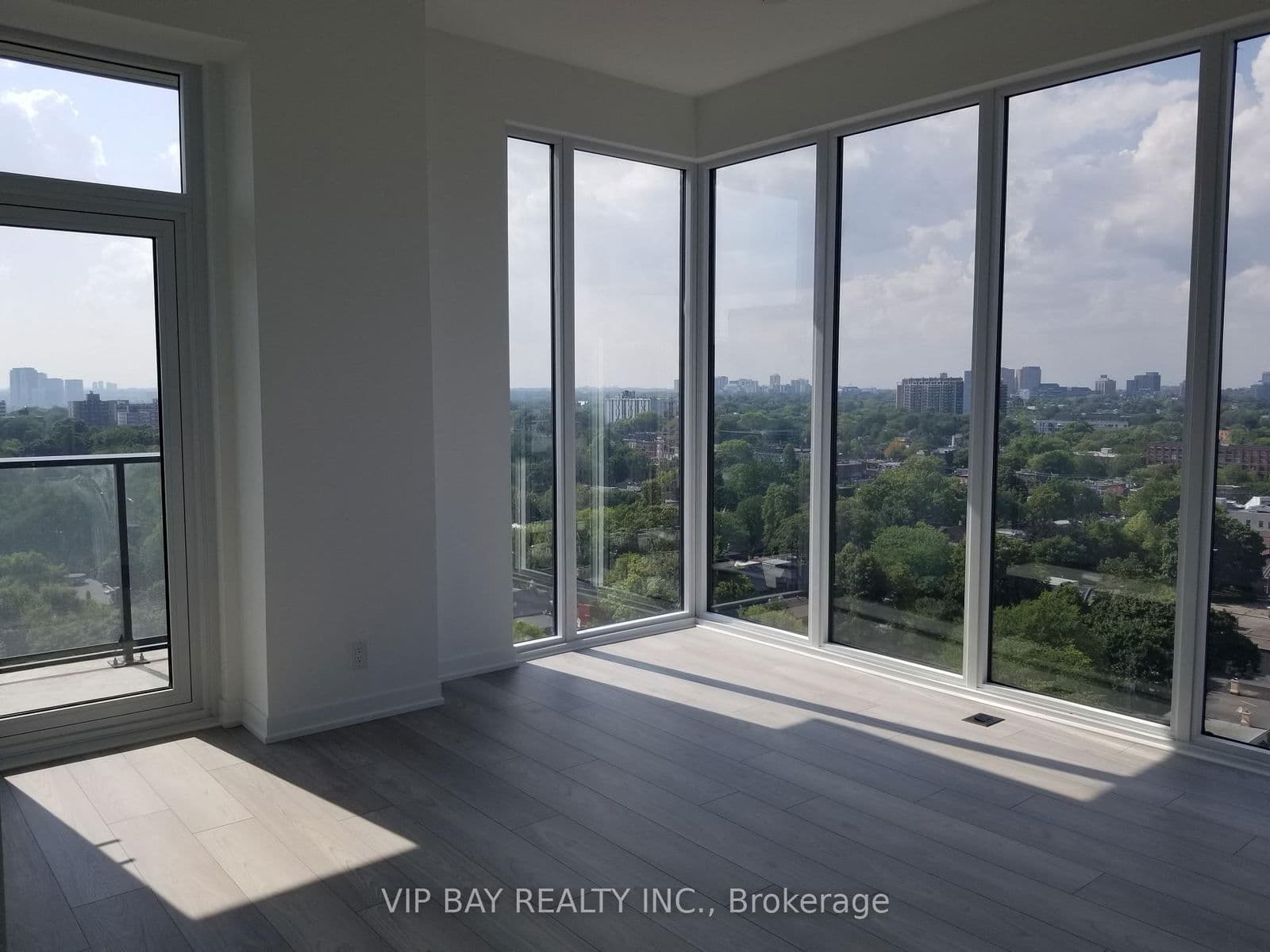 285 Dufferin Street, Unit 1220