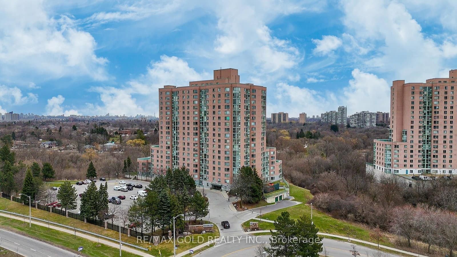61 Markbrook Lane, Unit 413