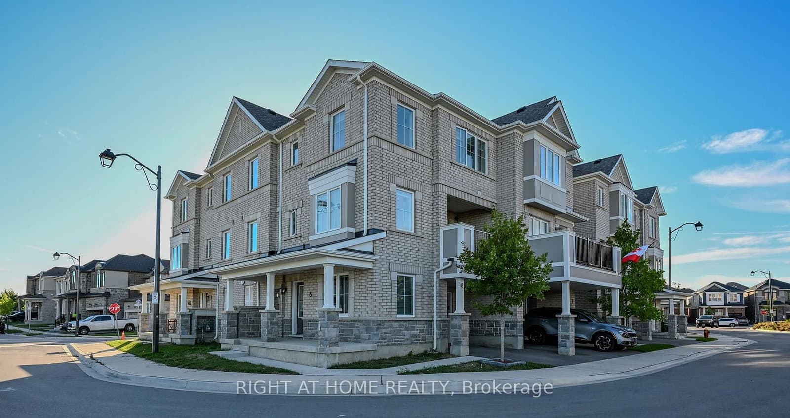 980 Logan Drive, Unit 8