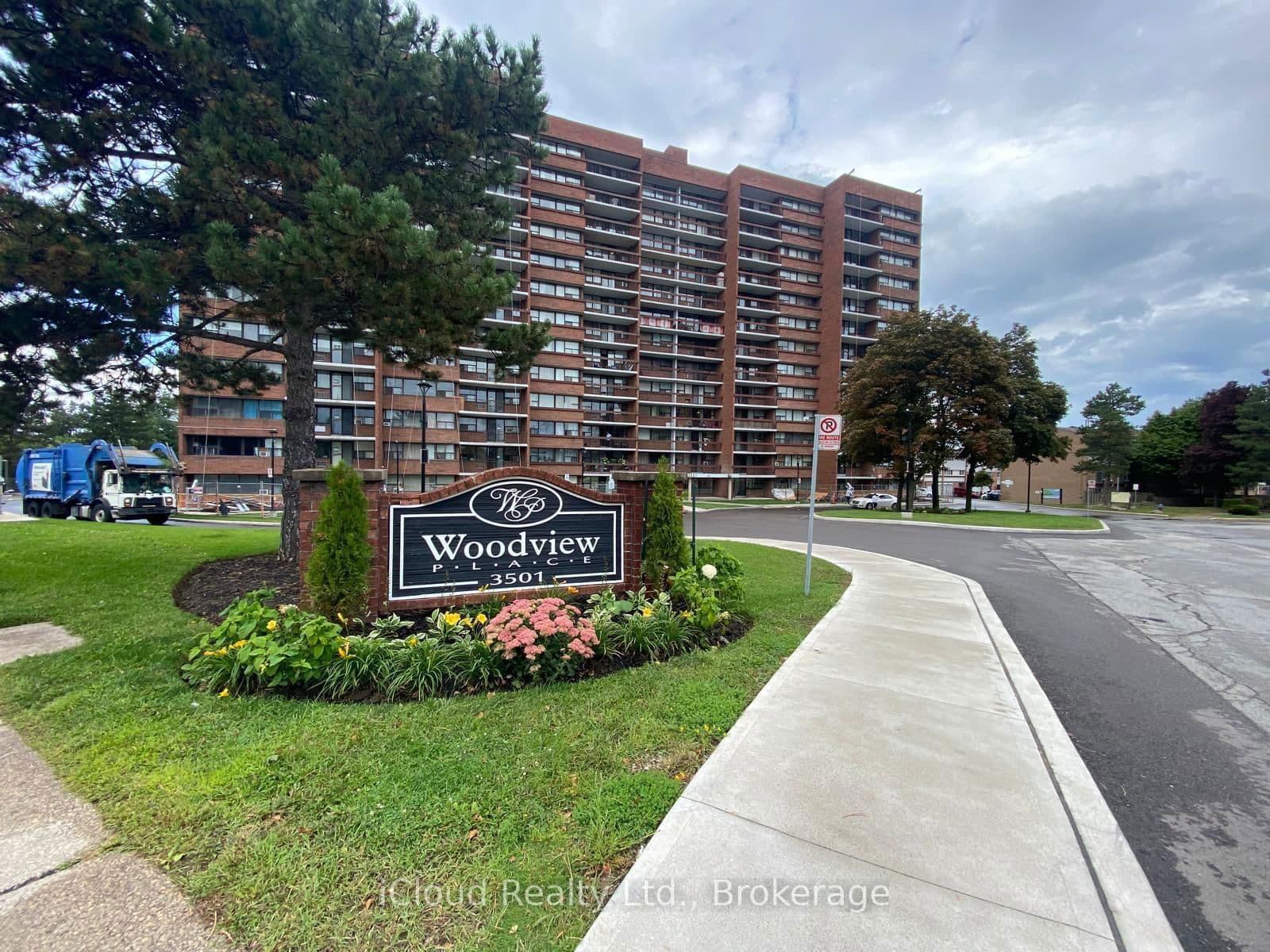 #606 - 3501 Glen Erin Drive