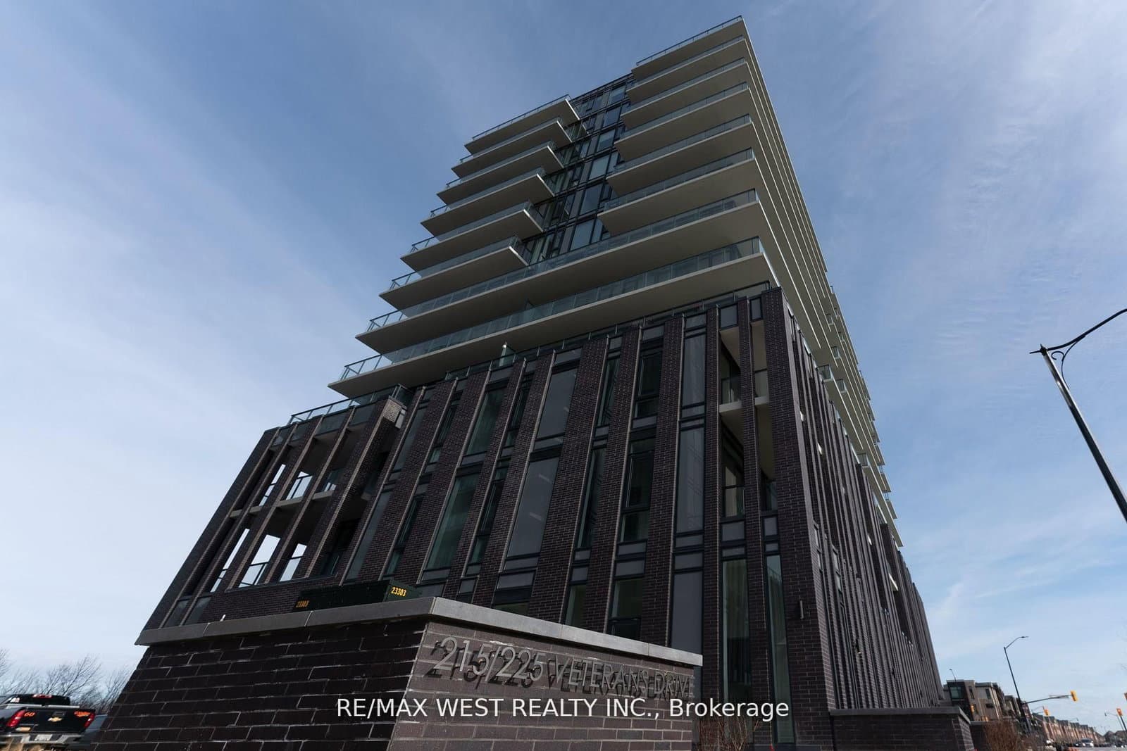 215 Veterans Drive, Unit 307