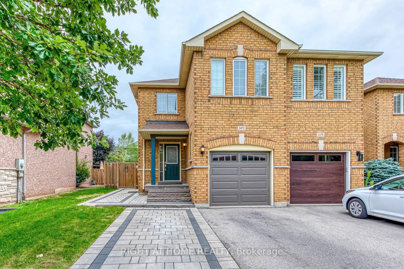 2472 Newcastle Crescent