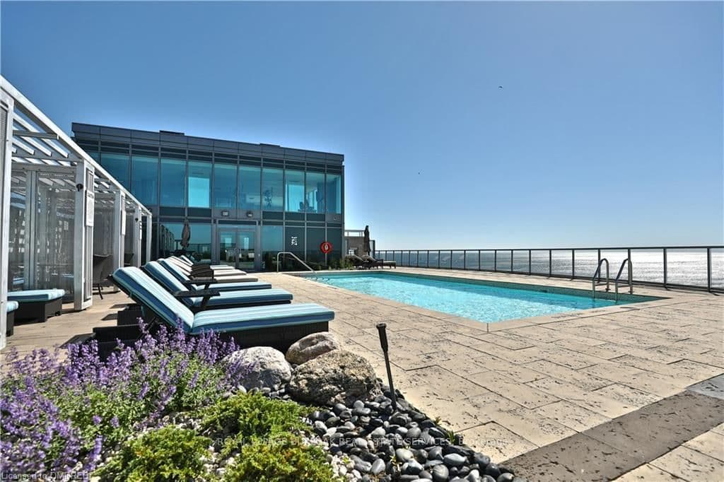 11 Bronte Road, Unit 103