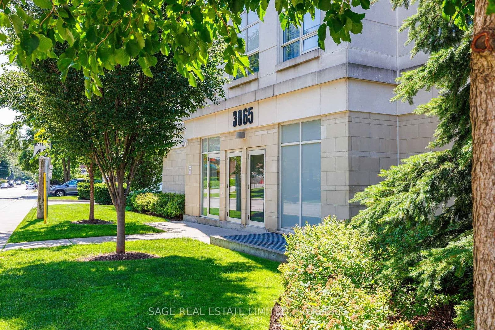 3865 Lake Shore Boulevard W, Unit 1302
