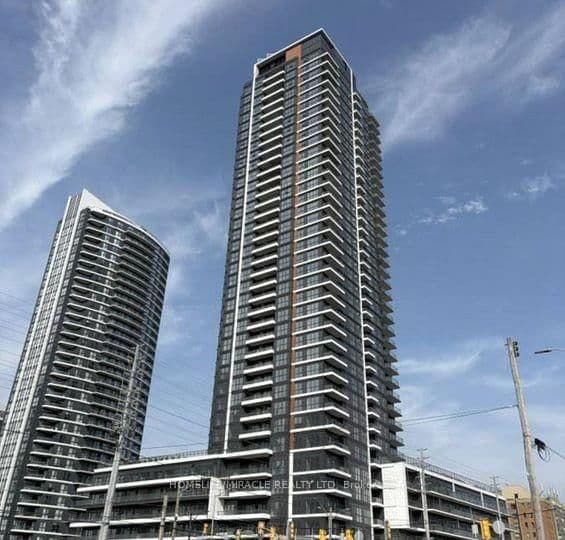 15 Watergarden Drive, Unit 210