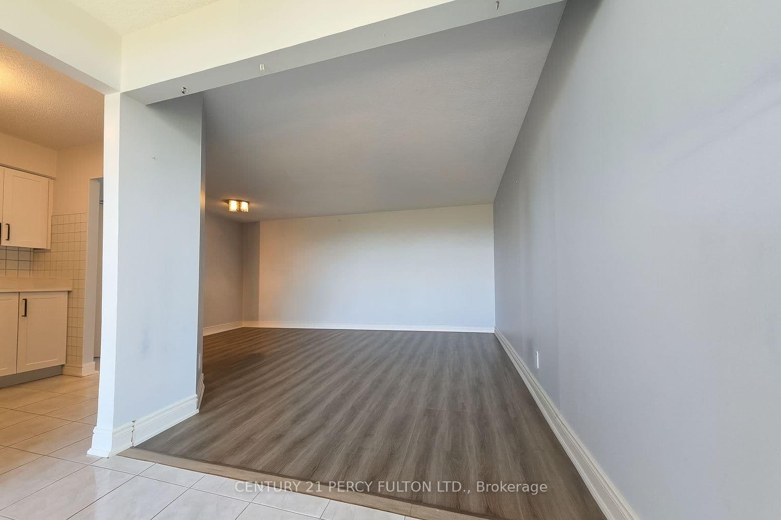 61 Markbrook Lane, Unit 1103