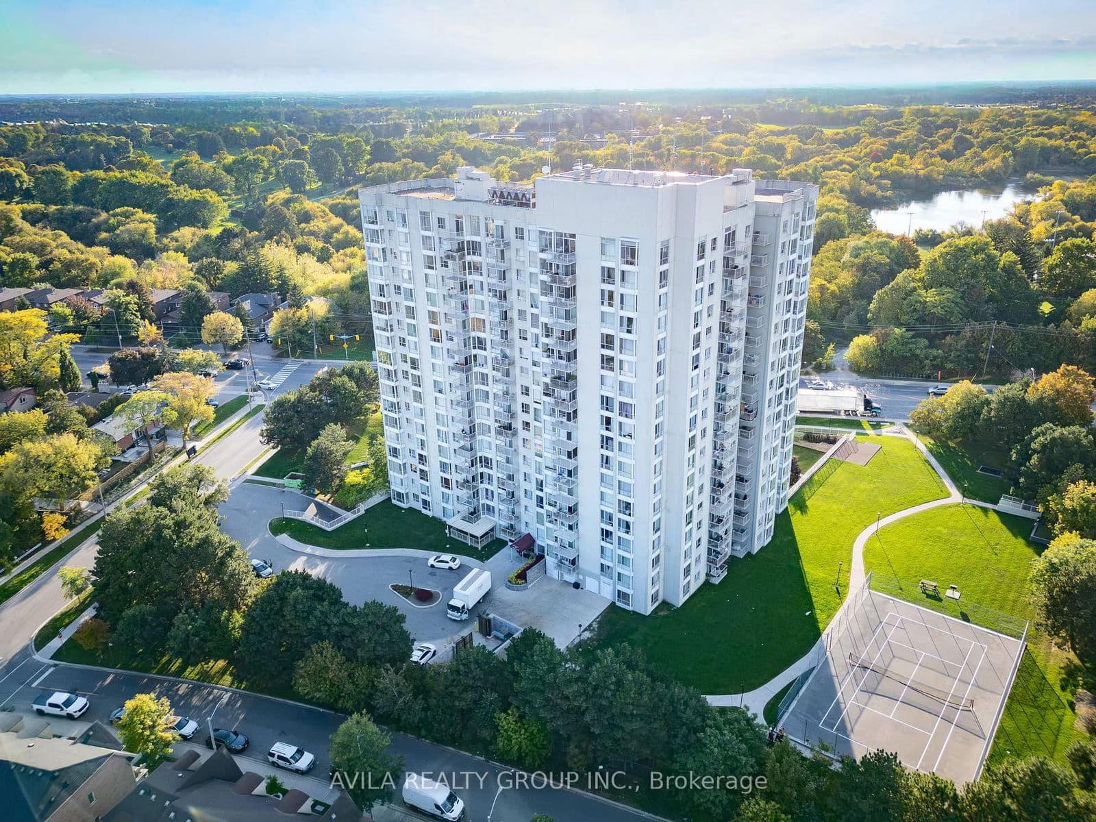 #1905 - 3077 Weston Road