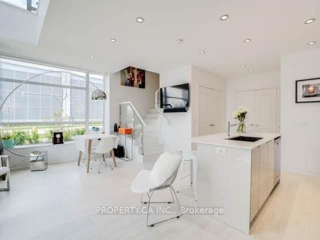 #WL08 - 80 Marine Parade Drive