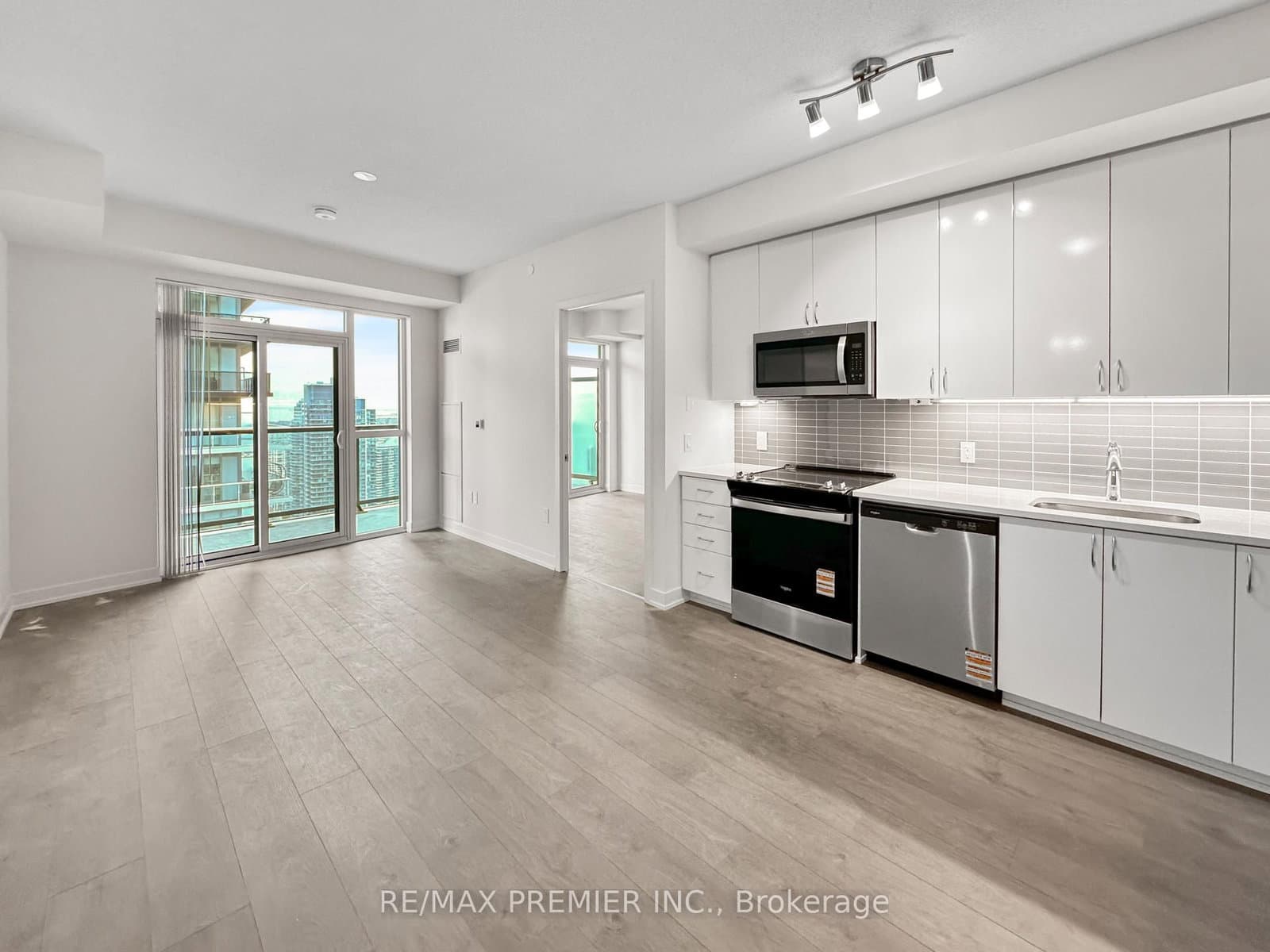 38 Annie Craig Drive, Unit 4306