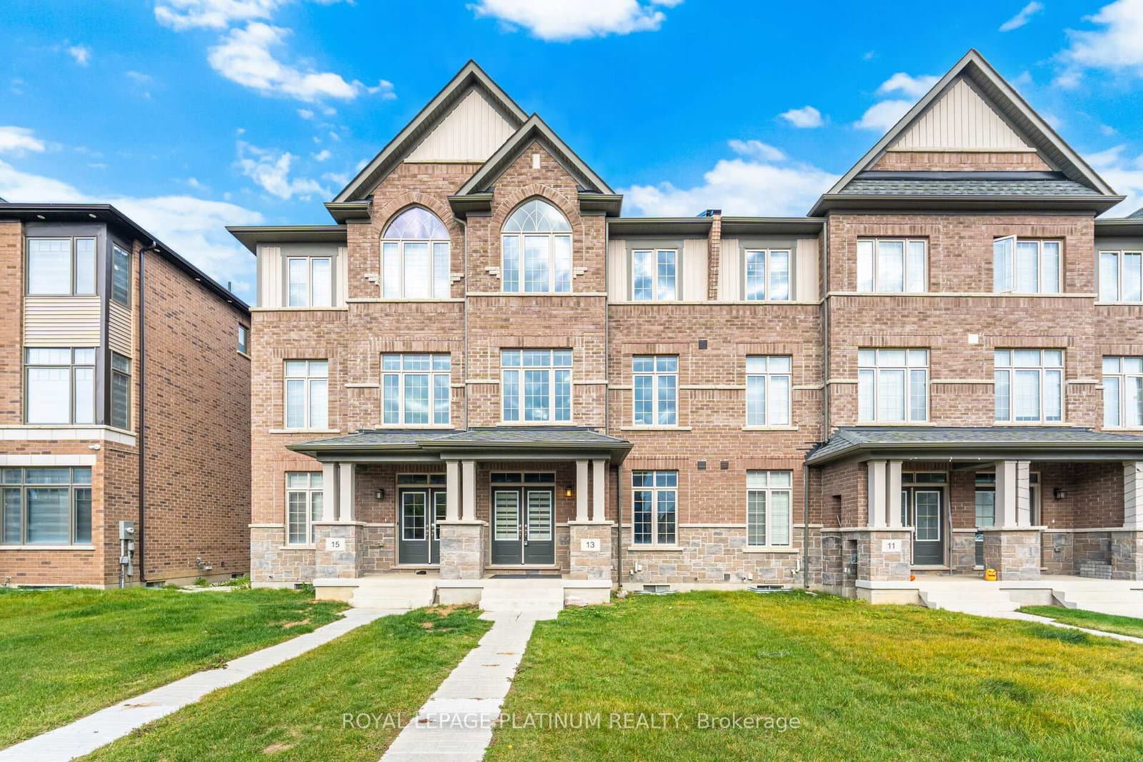 13 Lipscott Drive