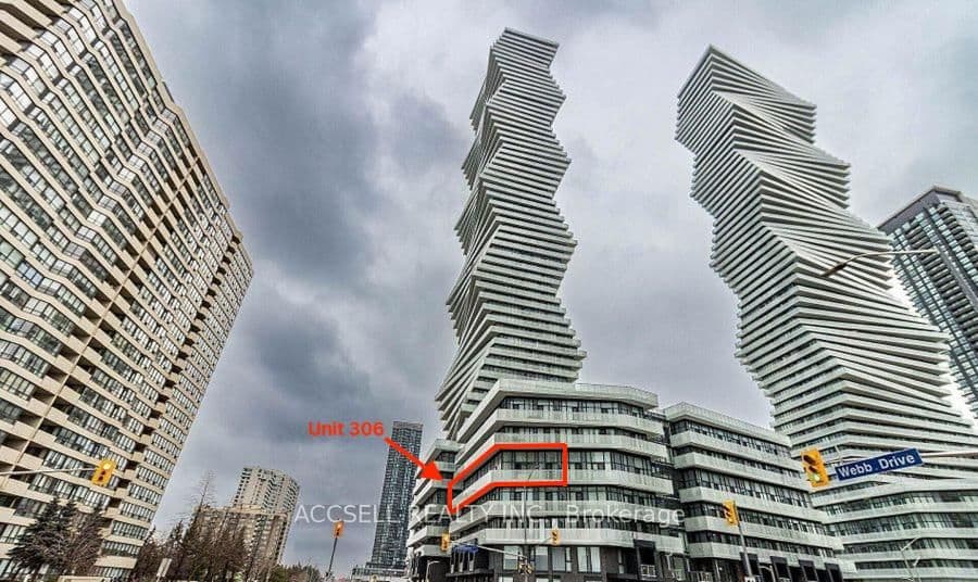 #306 - 3883 quartz Road