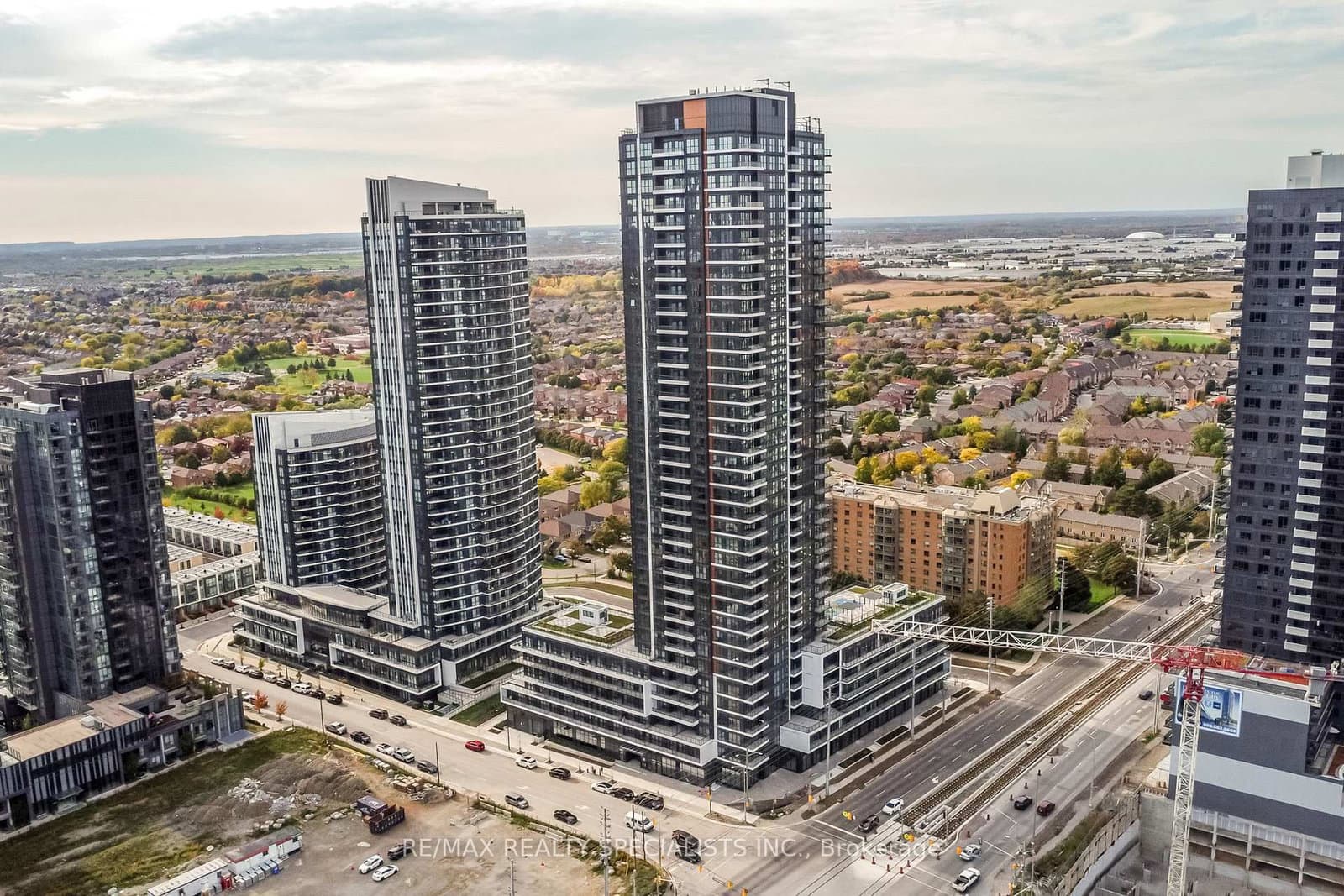 15 Watergarden Drive, Unit 308