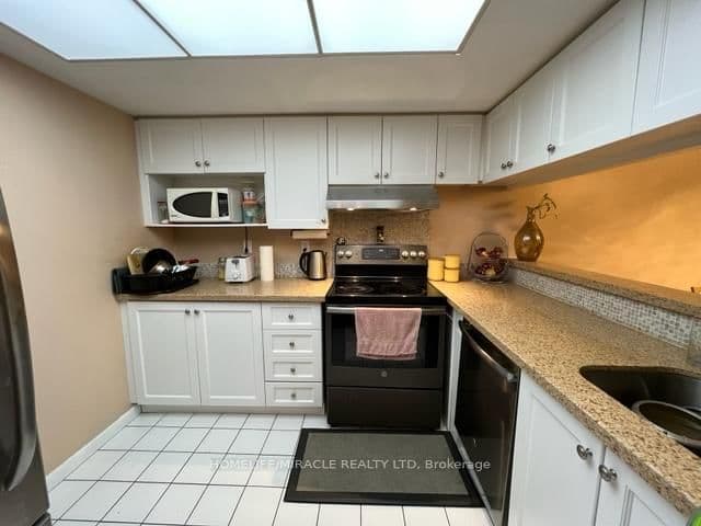 550 webb Drive, Unit 2006