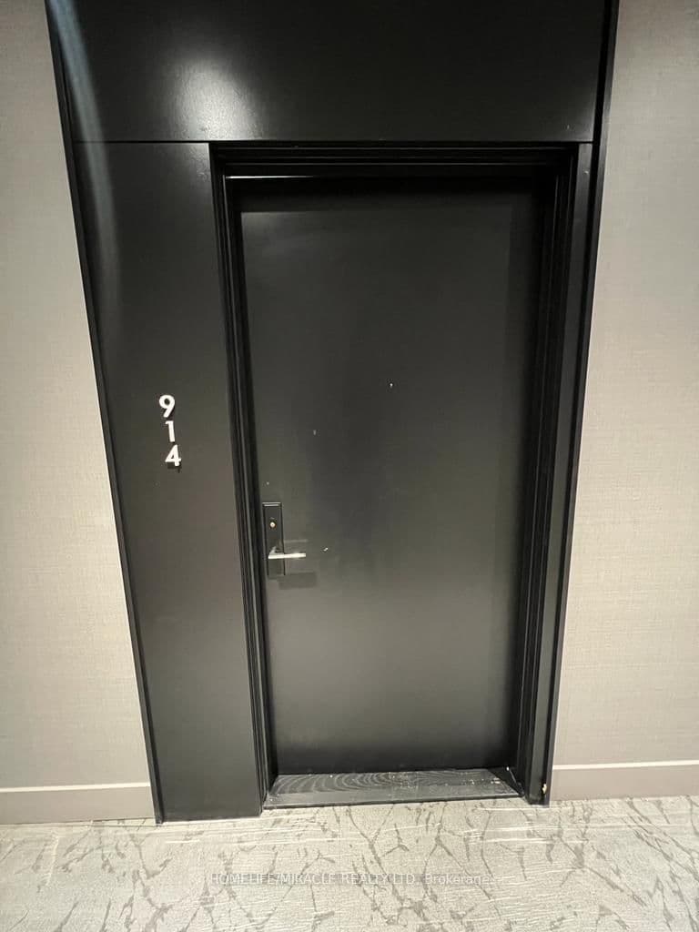 270 Dufferin Street, Unit 914