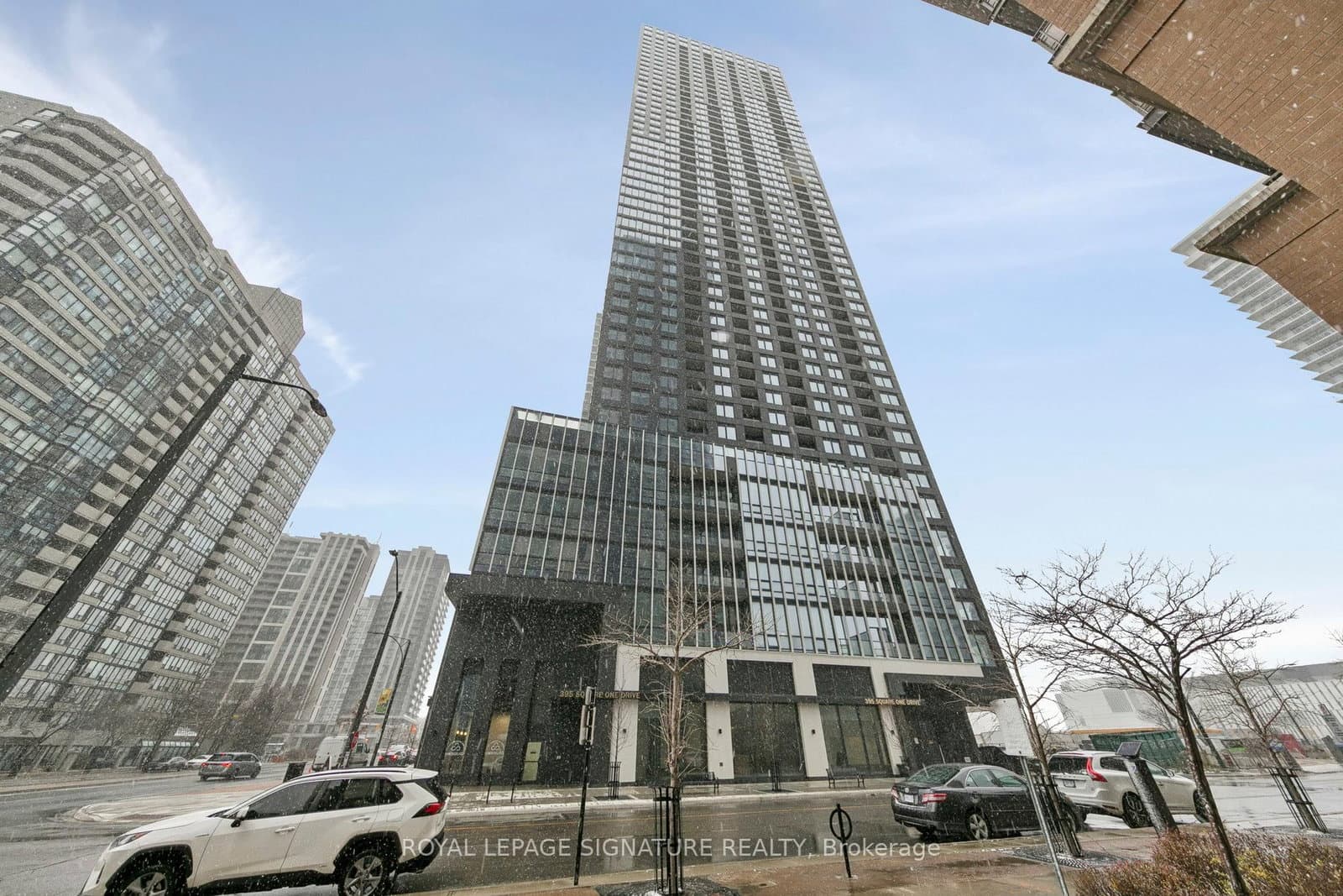 395 Square One Drive, Unit 1909
