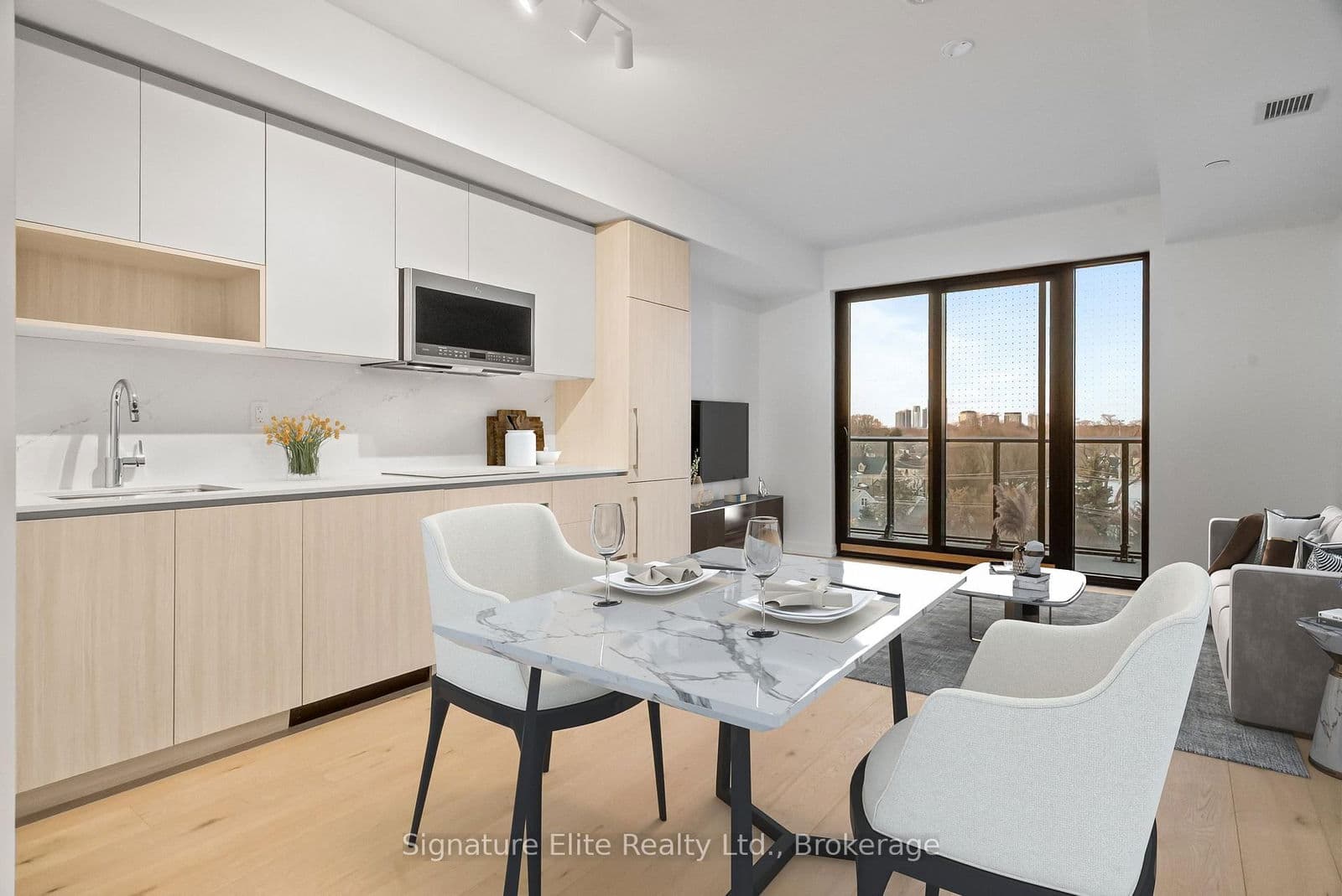 801 The Queensway, Unit 602