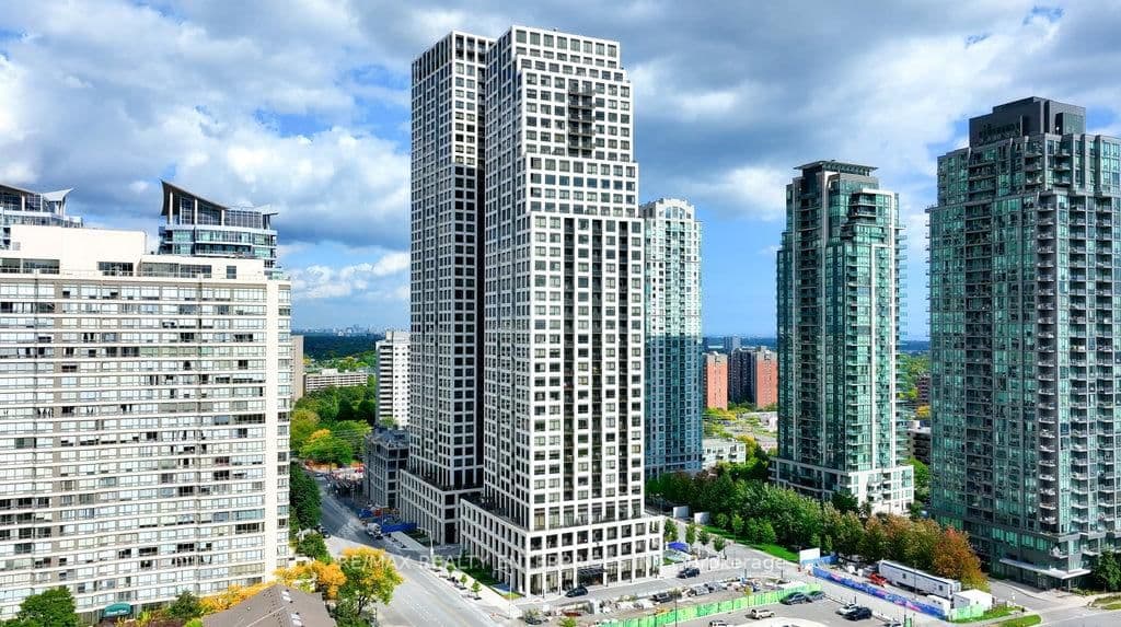 36 Elm Drive W, Unit 705