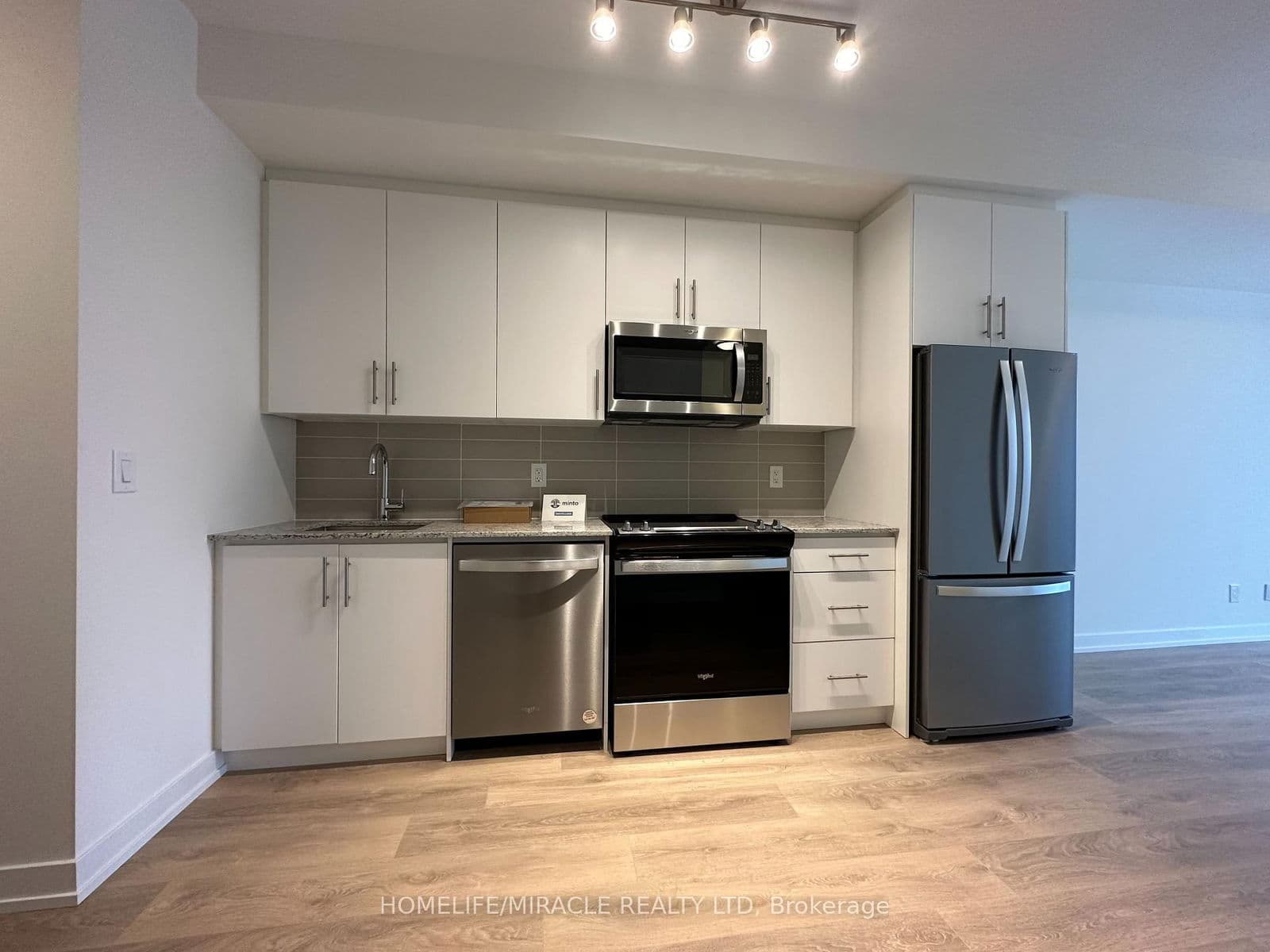 #910 - 345 Wheat Boom Drive