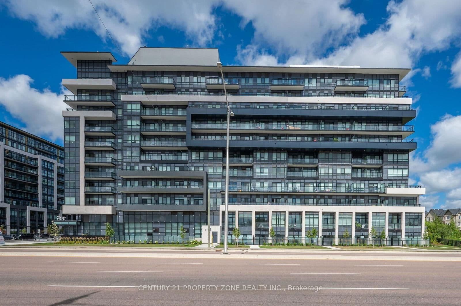 395 Dundas Street W, Unit 409