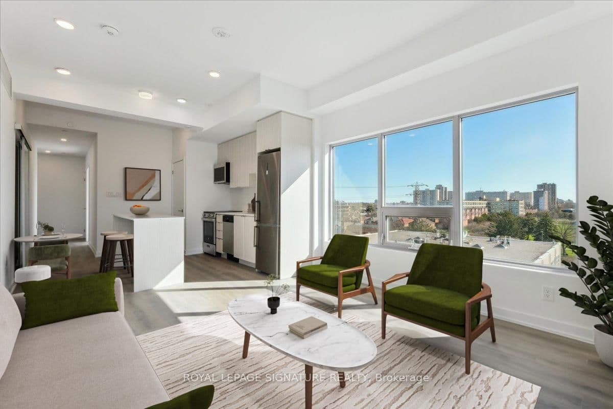 #701 - 2433 Dufferin Street