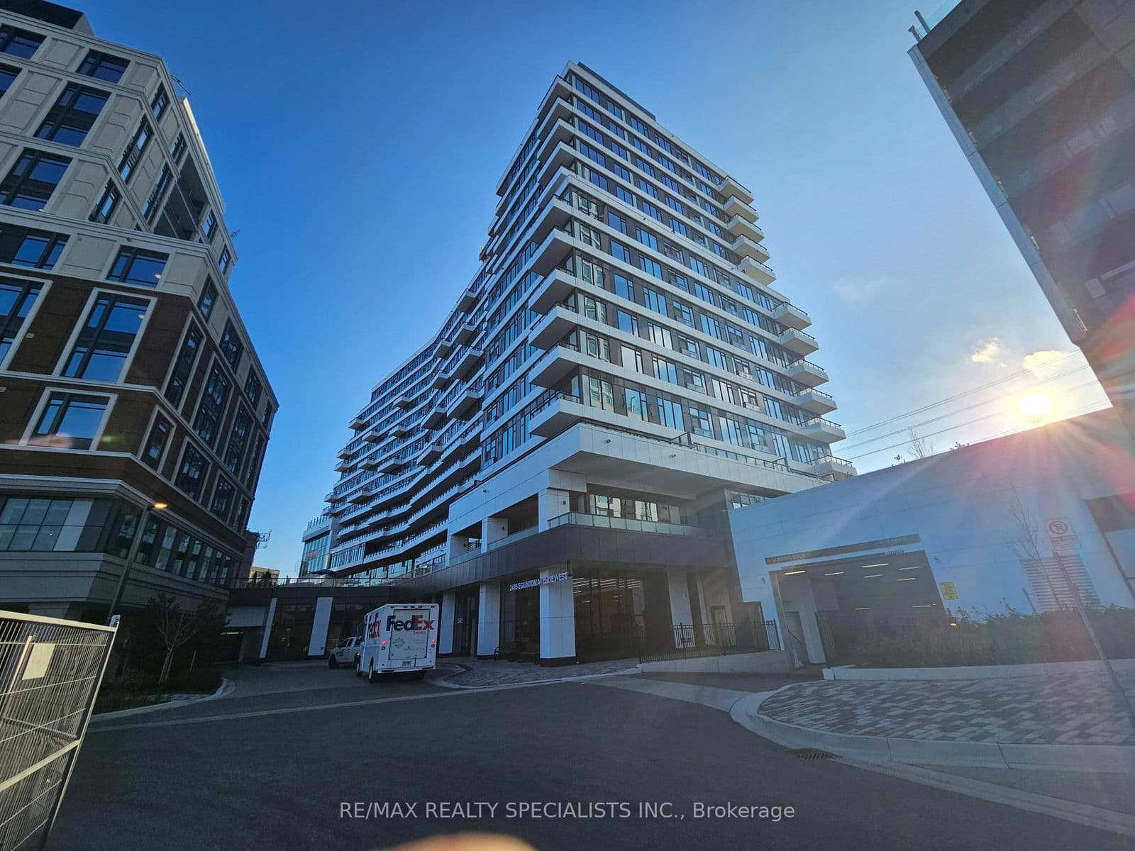 2485 Eglinton Avenue W, Unit 712