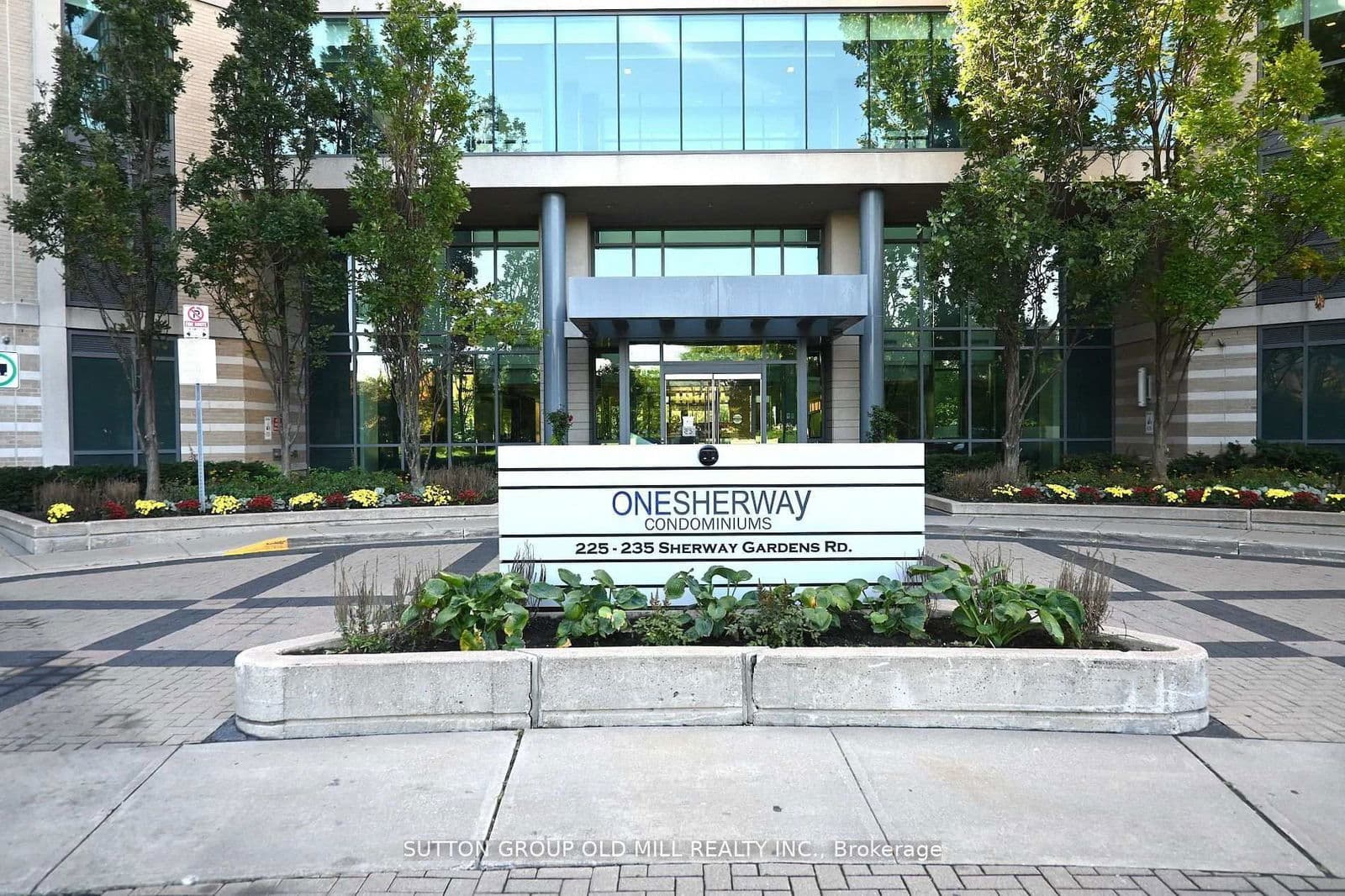 #305 - 235 Sherway Gardens Road
