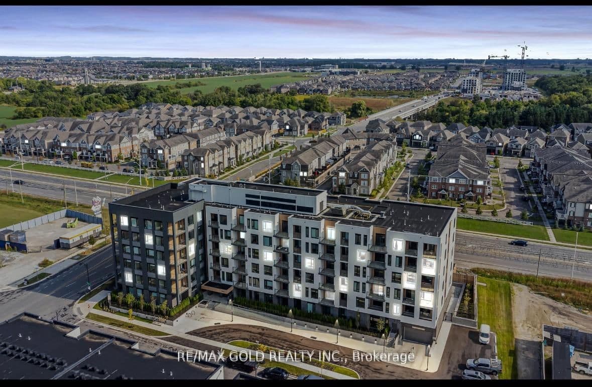 #211 - 1440 Clarriage Court