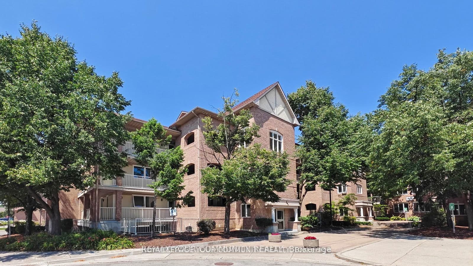 85 Bristol Road E, Unit 148